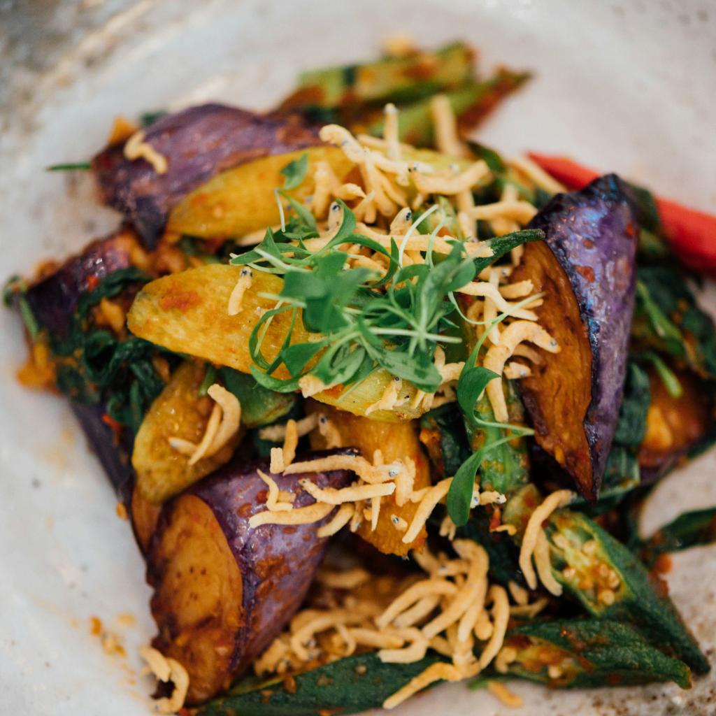 PAD GRA PAO AUBERGINE