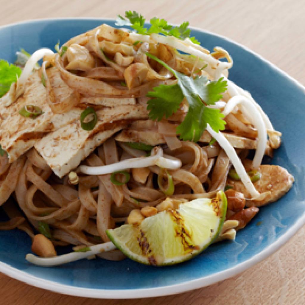 PAD THAI CHICKEN BEEF/PRAWN/TOFU